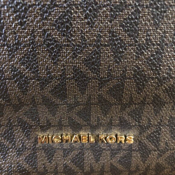 Michael Kors Lupita Signature Brown Monogram Large Hobo Shoulder Bag - Picture 9 of 13